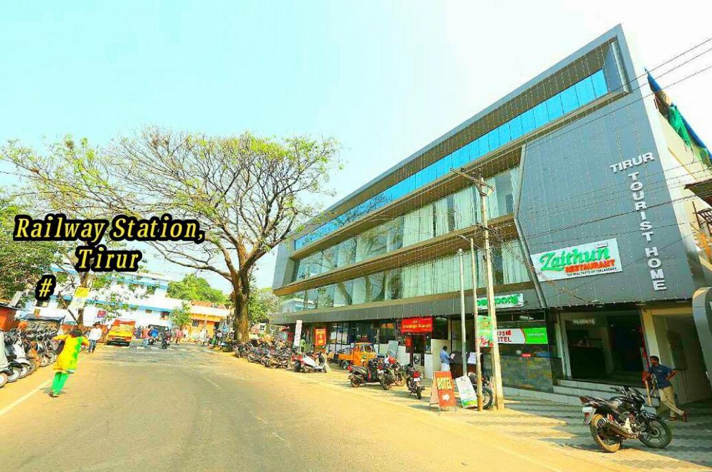 Tirur Tourist Home Exteriör bild