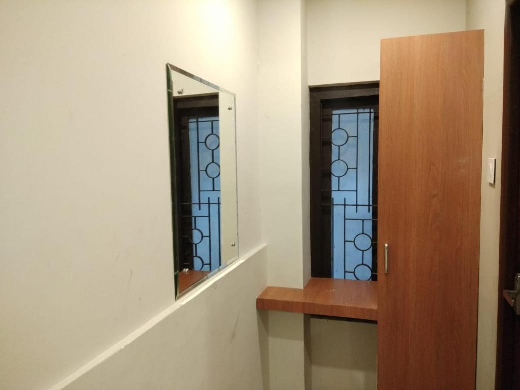 Tirur Tourist Home Exteriör bild